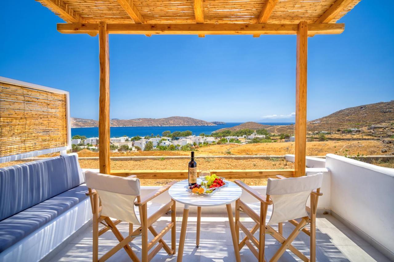 Ammos Serifos リバディオン エクステリア 写真
