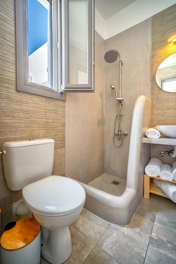 Ammos Serifos リバディオン エクステリア 写真